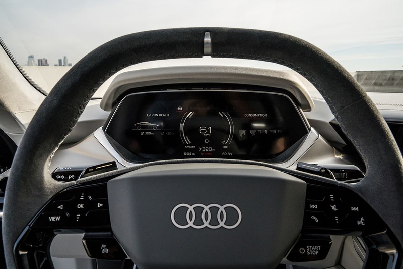 Illustration for article titled The 2020 Audi E-Tron GT Concept Is an Incredibly Handsome 590 HP Electric